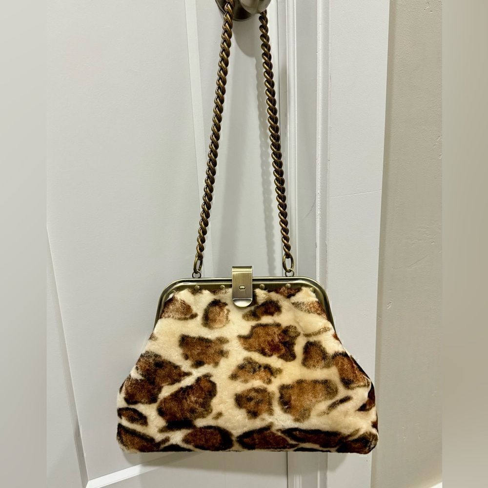 Leopard Print Handmade Real Shearling Leather Chic Metal Frame Push Lock Purse